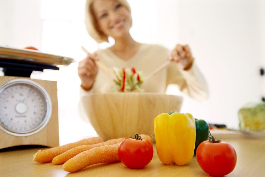 A woman diagnosed with diabetes prepare food for diet