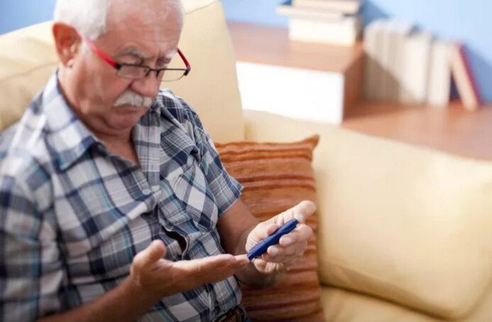 People with diabetes should measure their blood sugar levels and take glucose-lowering medications